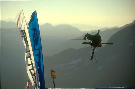 You can´t hurt yourself in the air