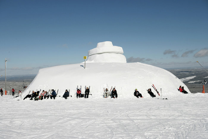 Snögubben i Lindvallen är stor och Sälen fortsätter att vara Skidsveriges största ort.