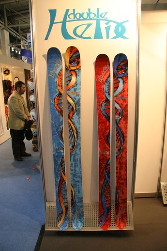 Double Helix, 190 cm, 150-127-140 mm