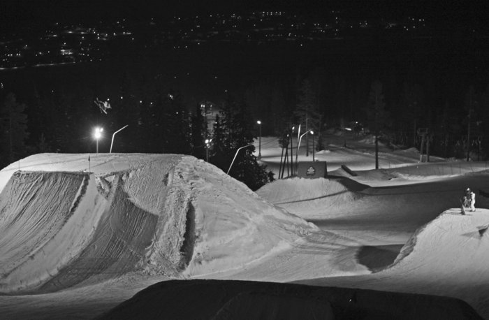 Park night. Trysils park är upplyst under kvällsåkning. Non stop jibbing till 20.00 med andra ord.