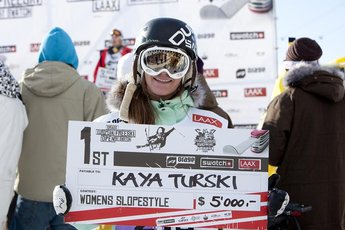 En glad Kaya Turski.