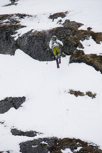 Wille Lindberg placerar sig fyra med högt dropp och aggresiv åkning.