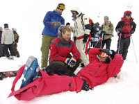 Even väntar på helikopter