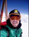 Tomas Olsson på skidor nedför Cho Oyu