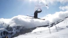 Jon Olsson är tillbaka på skidor igen