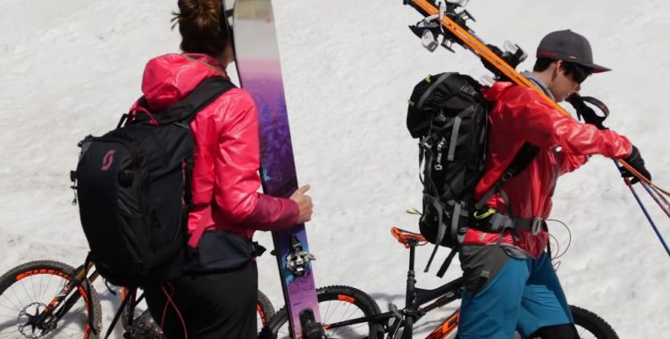 Jackie och Jenny växlar cykel-lagg