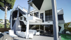Jon Olsson säljer Casa Camo