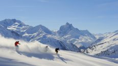 Vinn skidsemester i Canazei med Slopetrotter Skitours