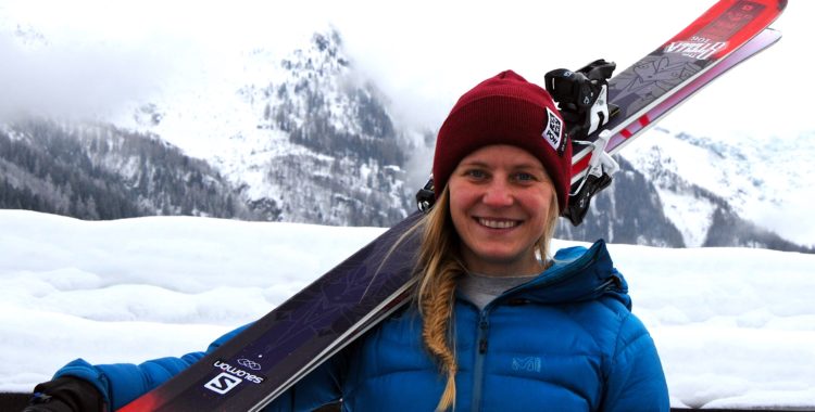 Testpiloten Maja med sina nya Salomon-skidor. 