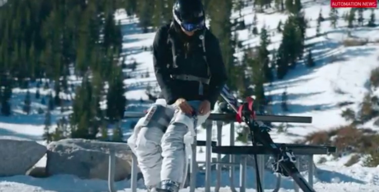 Roam Robotics har uppfunnit ett robotskelett för skidåkare.