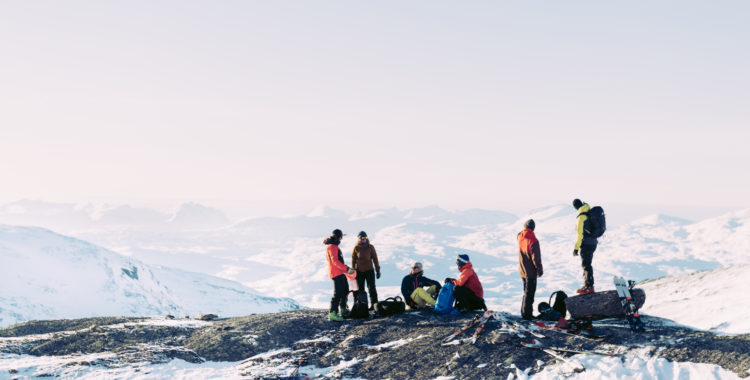 Startplats på NM i Gränsen och ett 3-dagars liftkort står på spel.