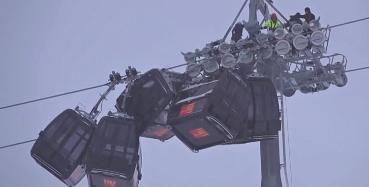 5 gondoler krockade i Hochzillertal, Österrike.