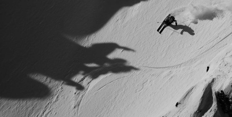 Inatt fredag 00.30 kickar FWT-tävlingen i Hakuba igång.