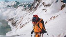 Livsfarlig couloir på 8516 meter höga Lhotse