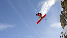 Stora flygturer (& lite corona-kaos) tog ny svensk till Freeride World Tour