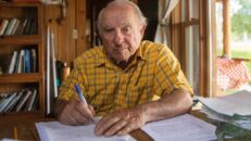 Patagonias grundare donerar hela företaget för klimatets skull