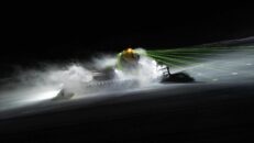 Ny laserteknologi läser av snödjupet framför pistmaskinen