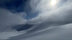 Mer vinter än vår när lavinprognossäsongen går mot sitt slut