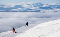 Då öppnar våra svenska skidorter